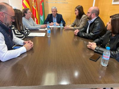 La delegada del Consell en Alicante se reúne con con el alcalde de Pilar de la Horadada para conocer las necesidades del municipio